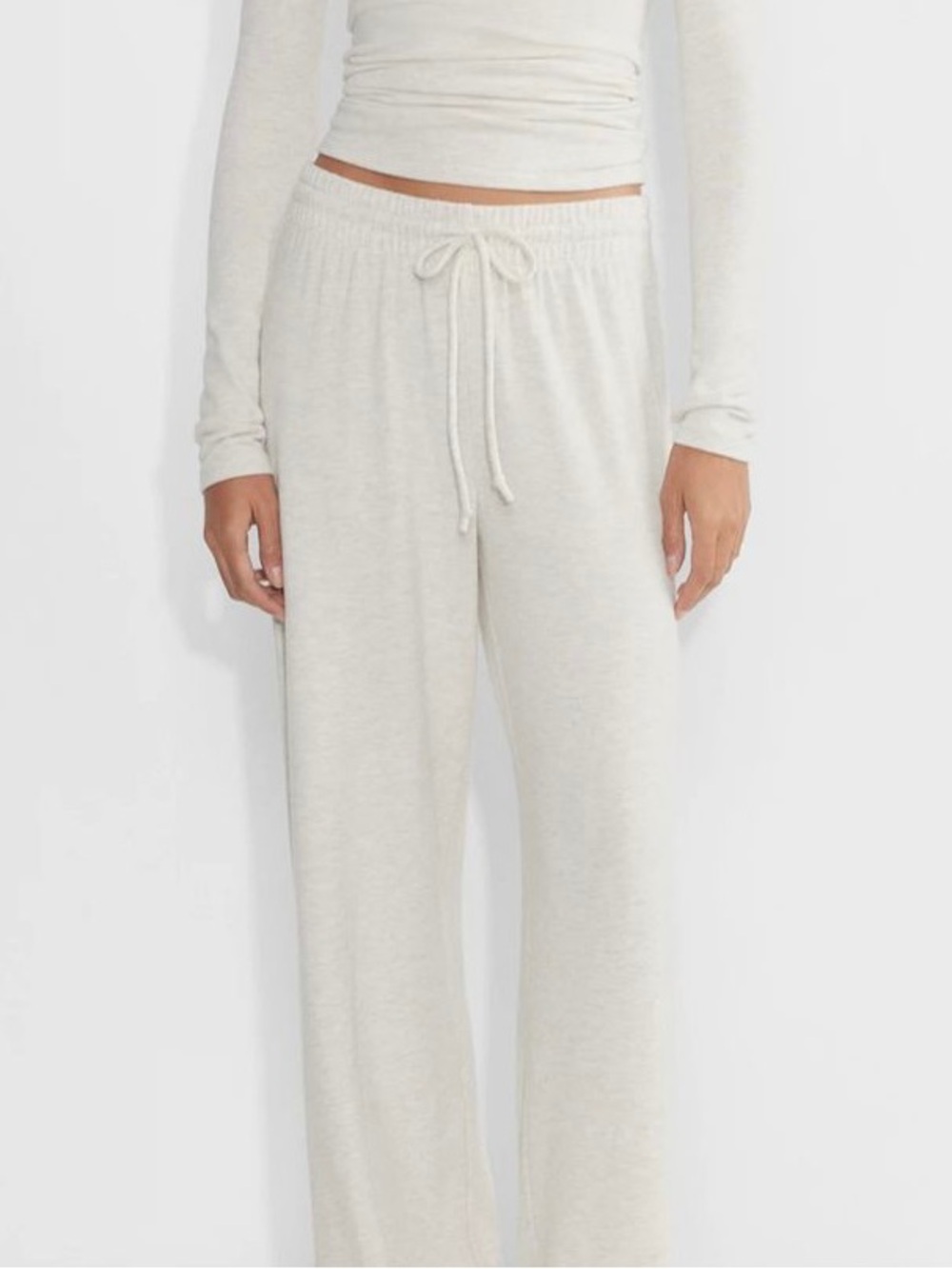 Aritzia Cream Lightweight Drawstring Lounge Pants & Long Sleeve Top Set